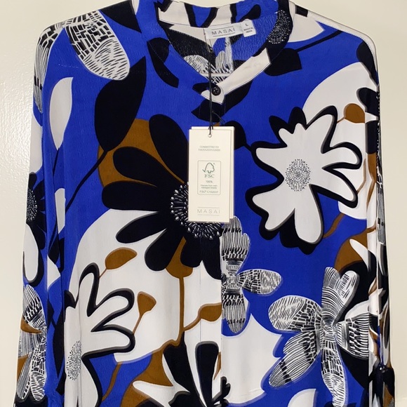 Button down blouse - Picture 2 of 3